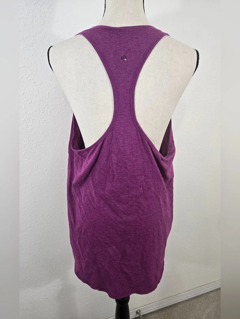Lululemon Womens Heathered Purple Racerback Tank Top w/Pocket, size 12-14
